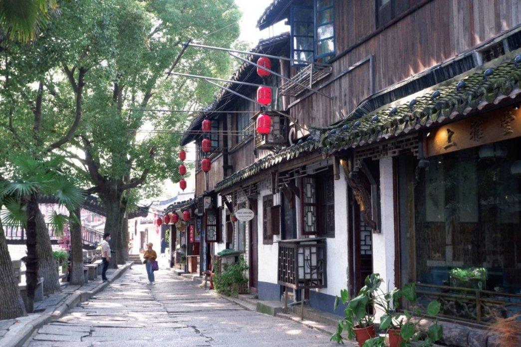 央视抗战剧《狗剩快跑》定档,三位国家一级演员坐镇
